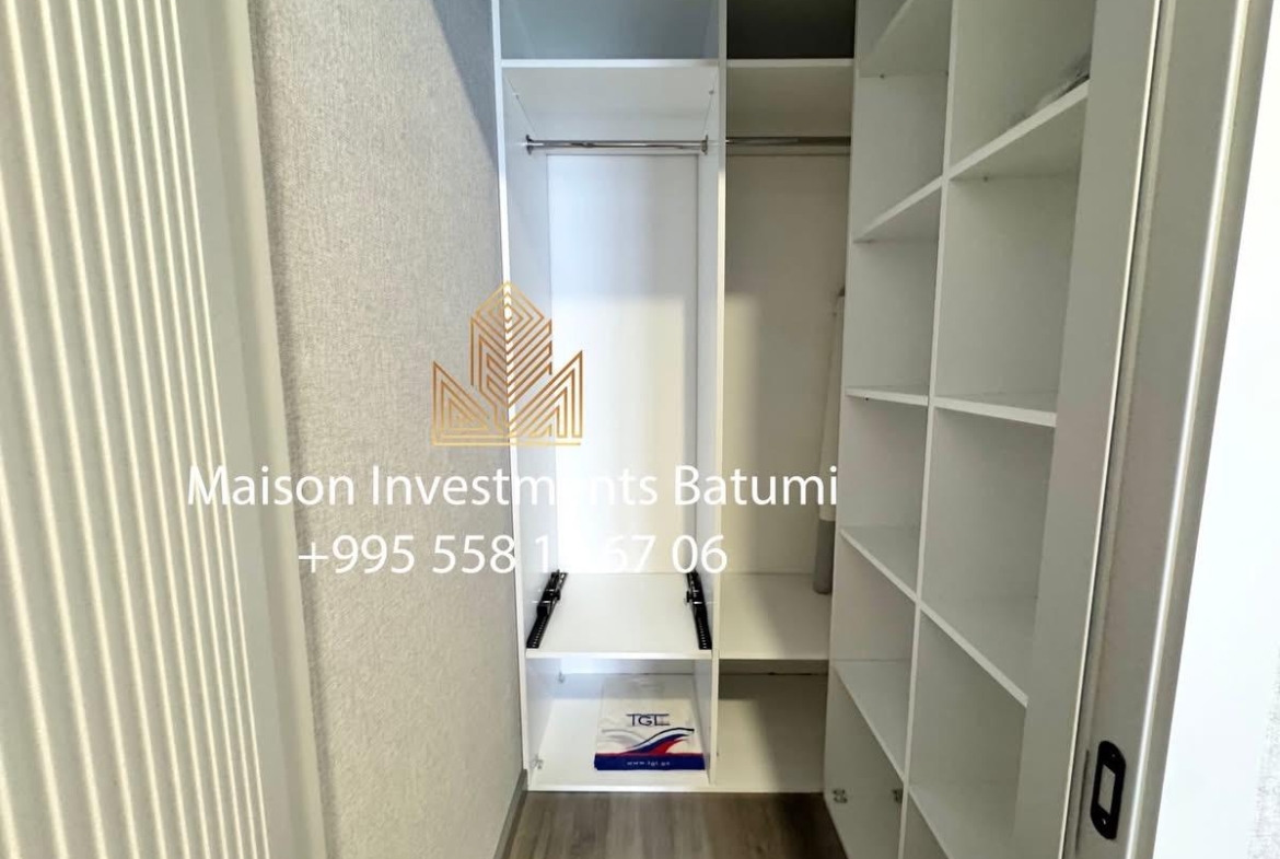 Two room apartment in Bagrationi Residence