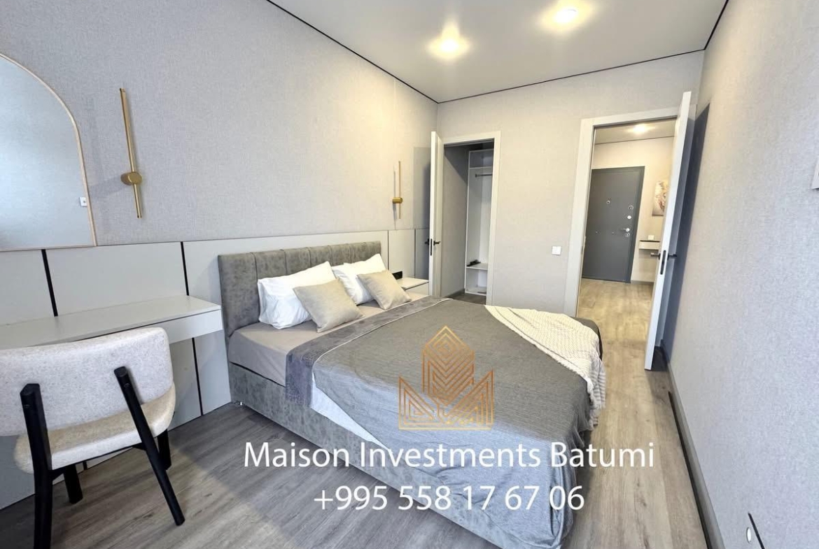 Two room apartment in Bagrationi Residence
