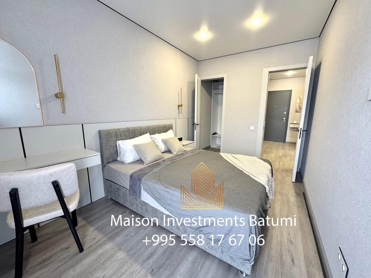 Two room apartment in Bagrationi Residence