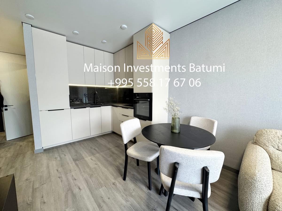 Two room apartment in Bagrationi Residence