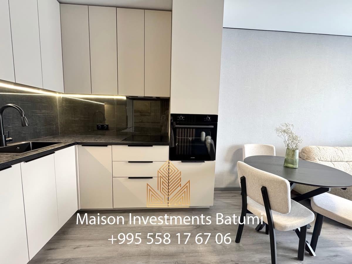 Two room apartment in Bagrationi Residence