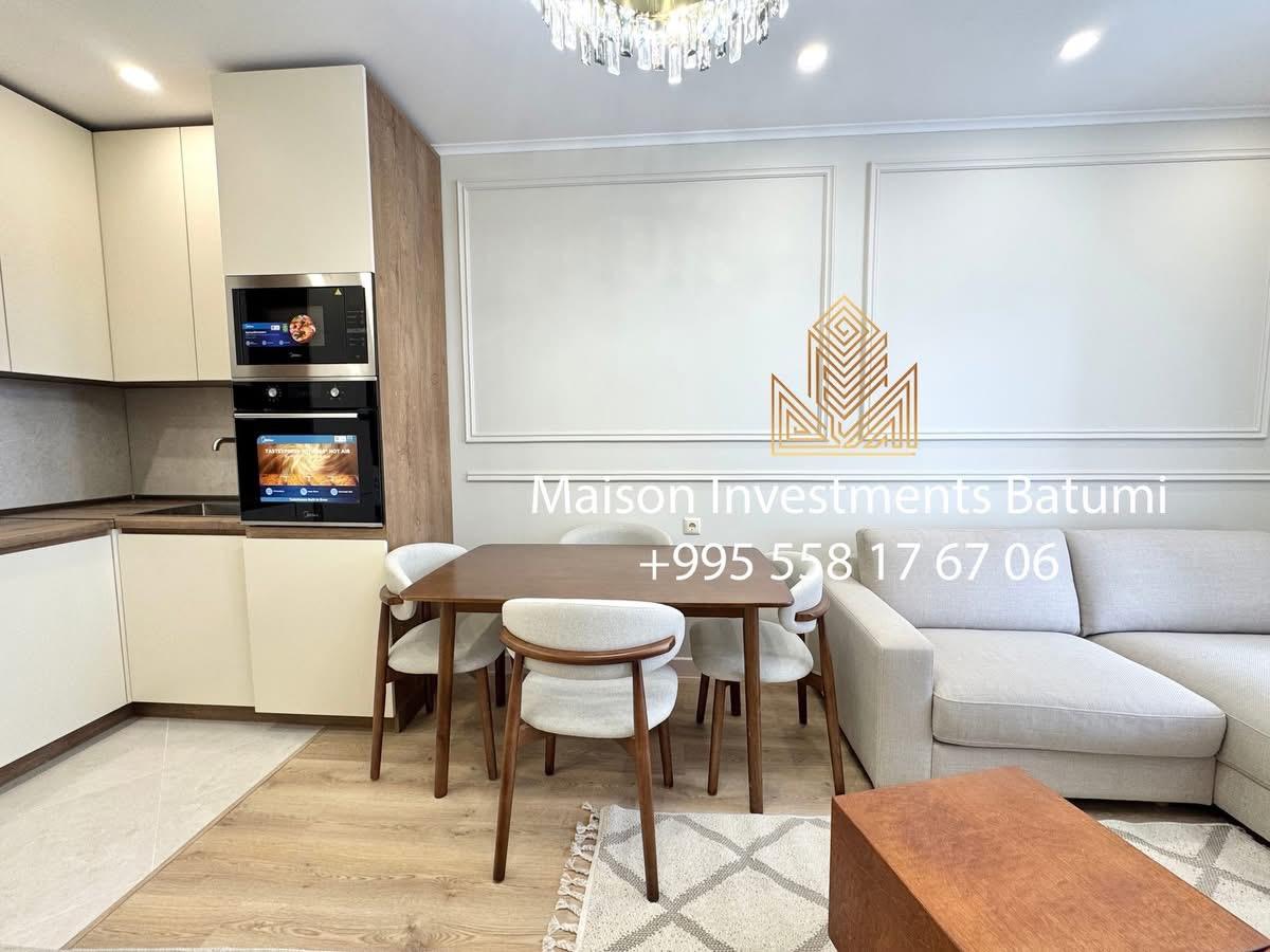 Two room apartment in Bagrationi Residence