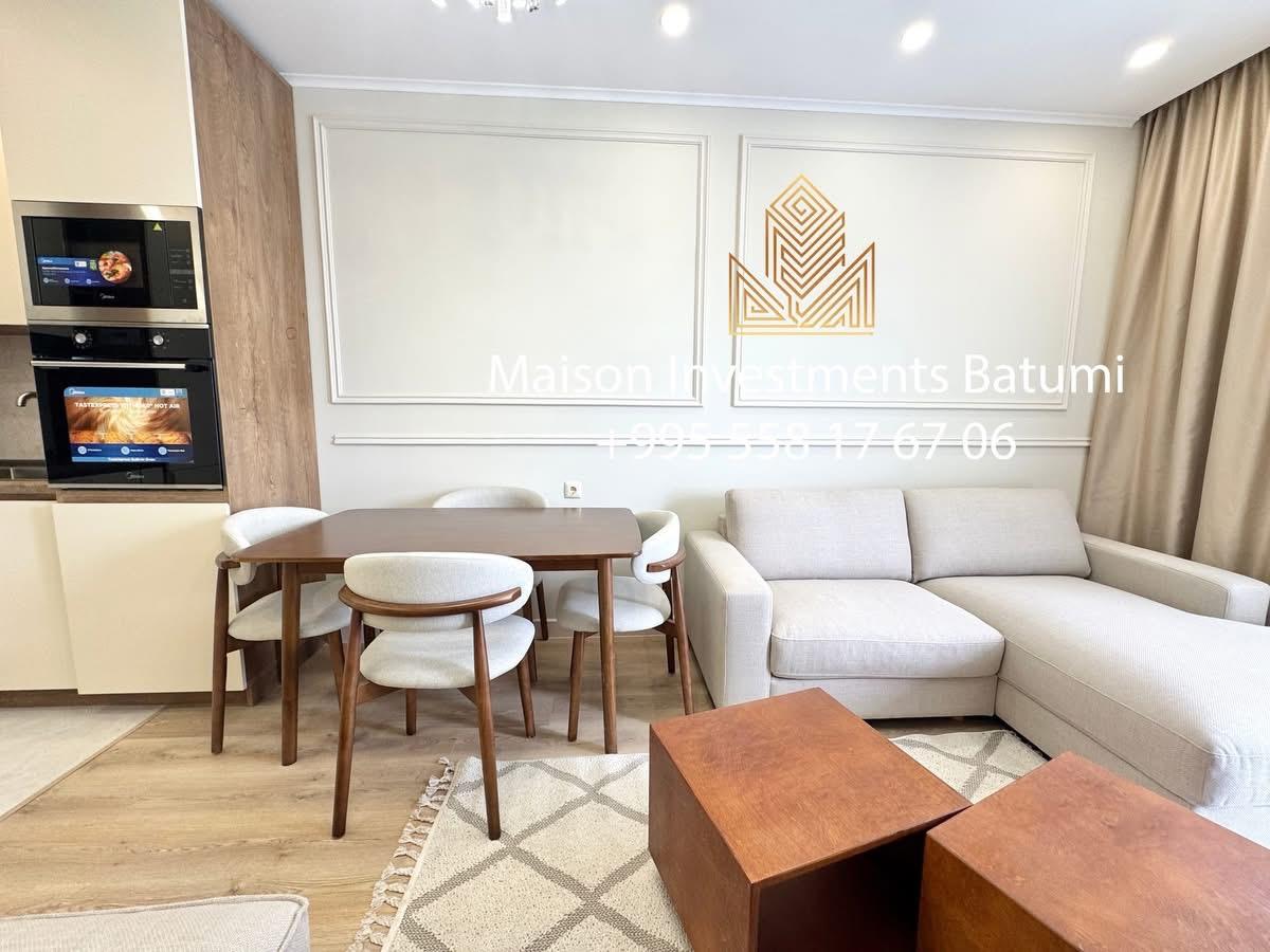 Two room apartment in Bagrationi Residence