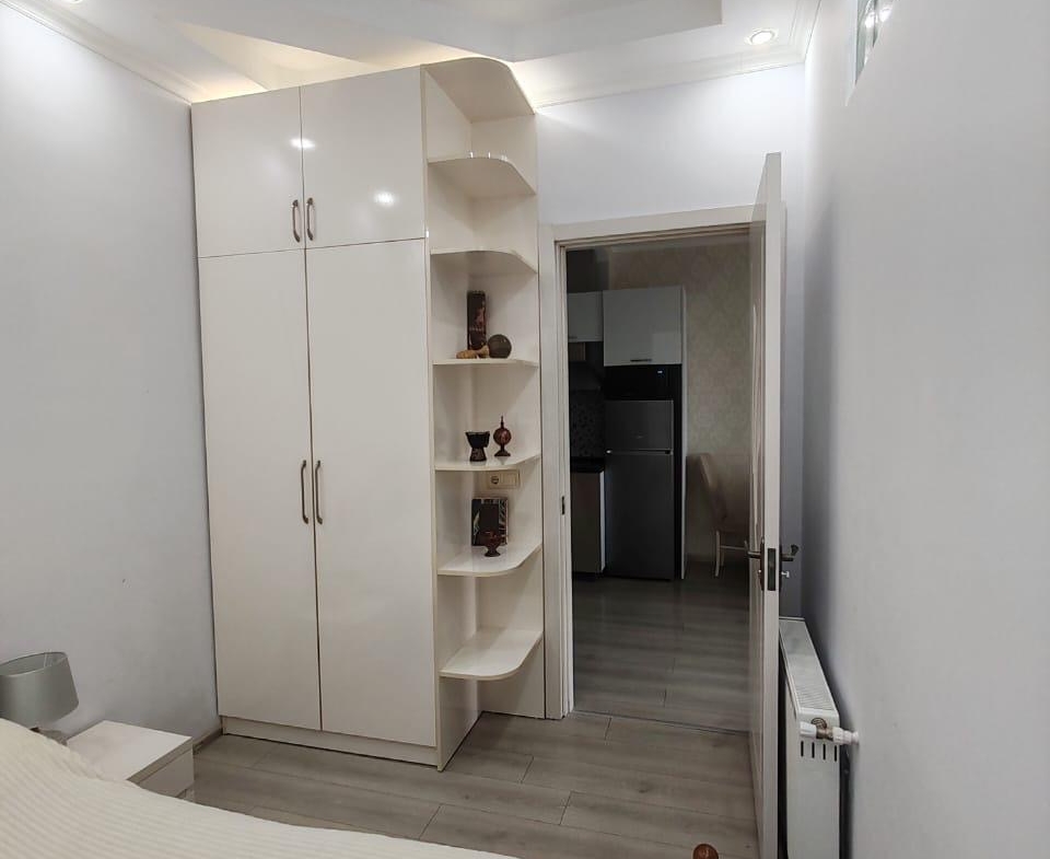 Three room apartment in New Wave