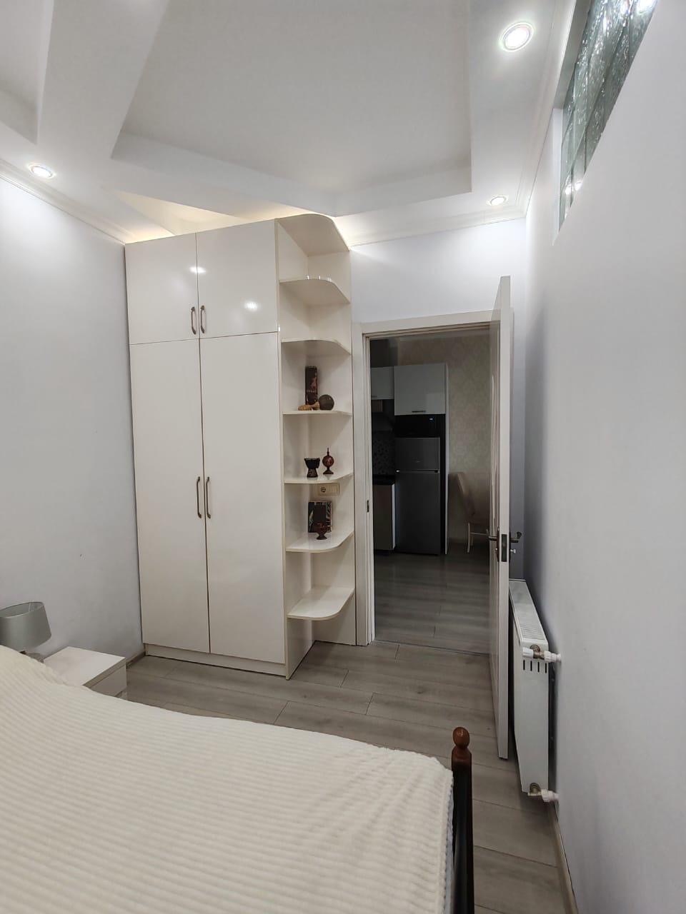 ff429ac4-868d-4b51-9bc3-f82961c634ac Three room apartment in New Wave