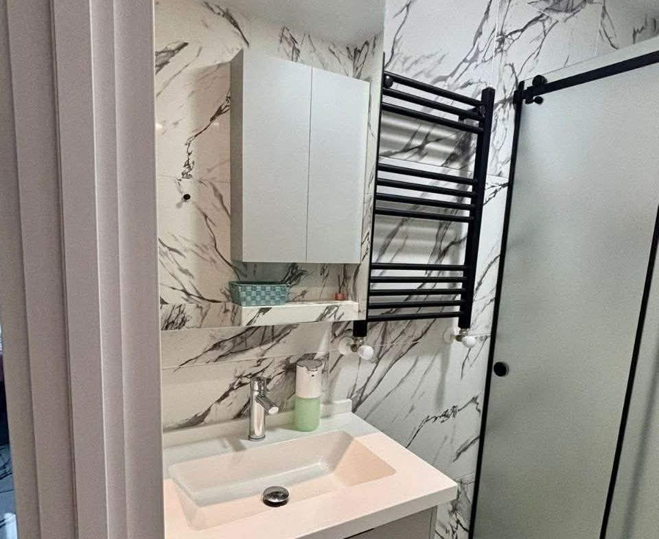 Three room apartment in Sunrise Residence