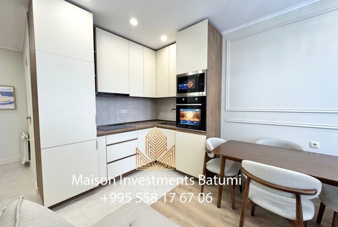Two room apartment in Bagrationi Residence