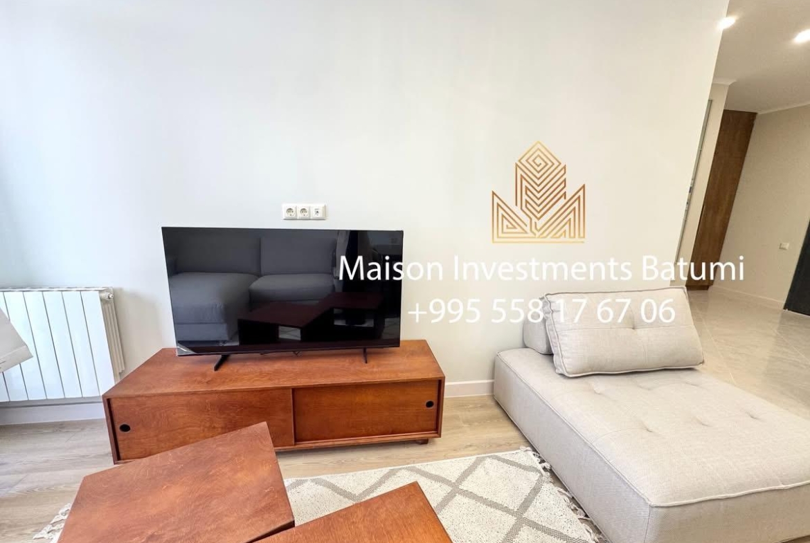 Two room apartment in Bagrationi Residence