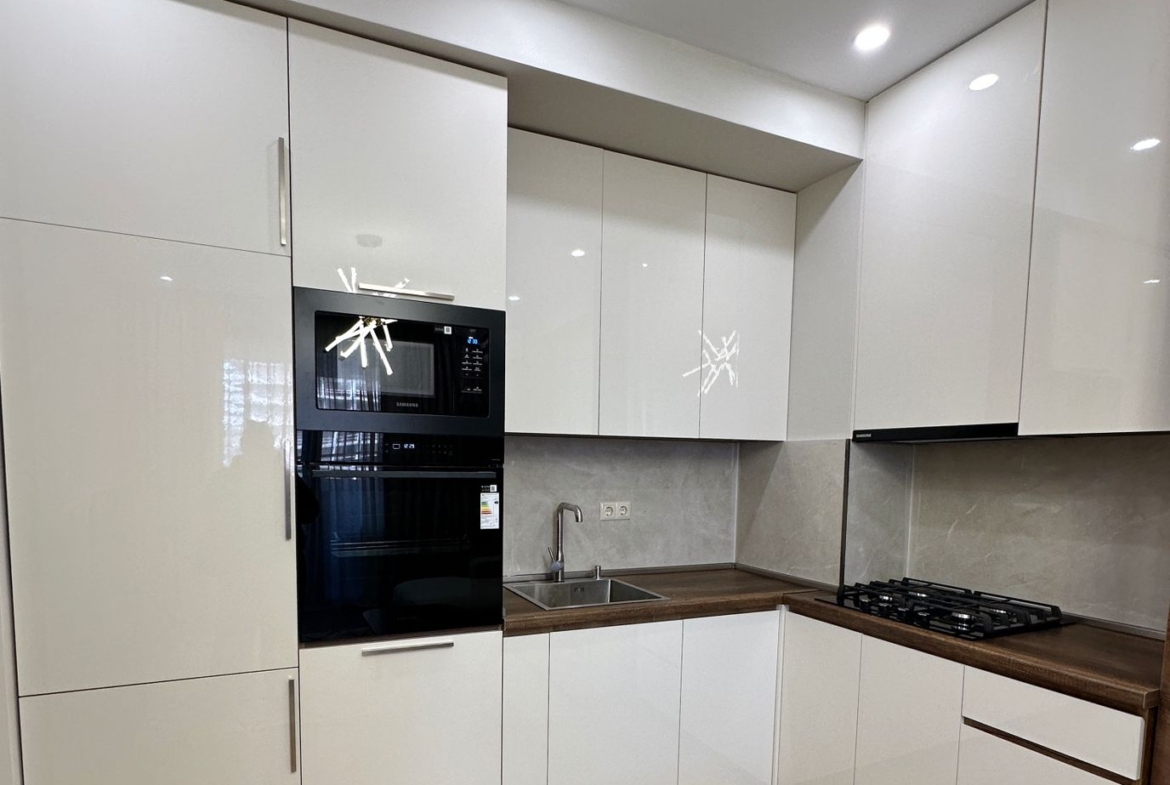 Two room apartment in Arcon