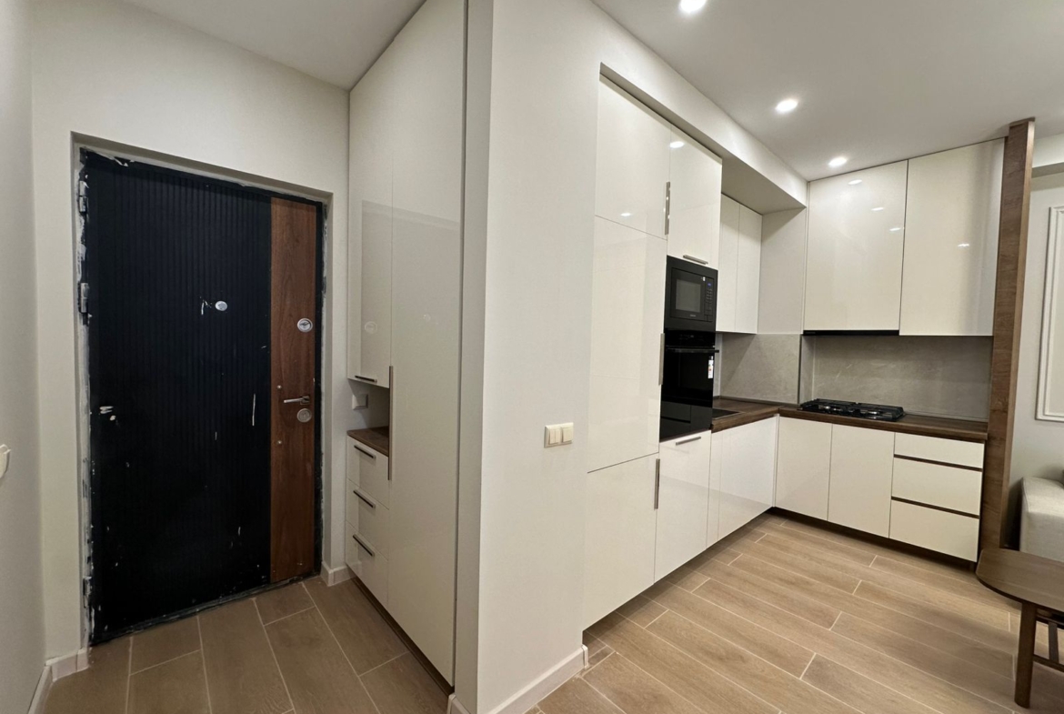 Two room apartment in Arcon