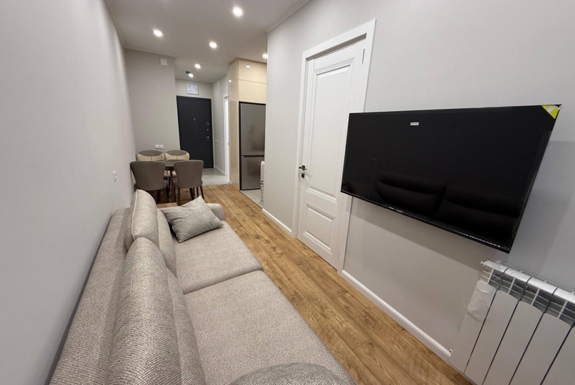 Two room apartment in Bagrationi Residence