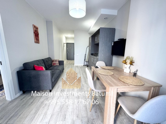 Two room apartment in Komunna Tower