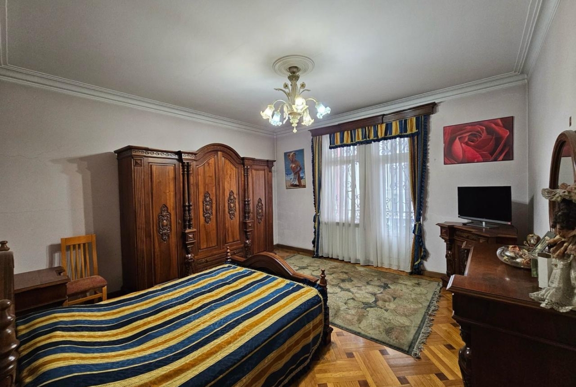 House for sale in the old part of Batumi