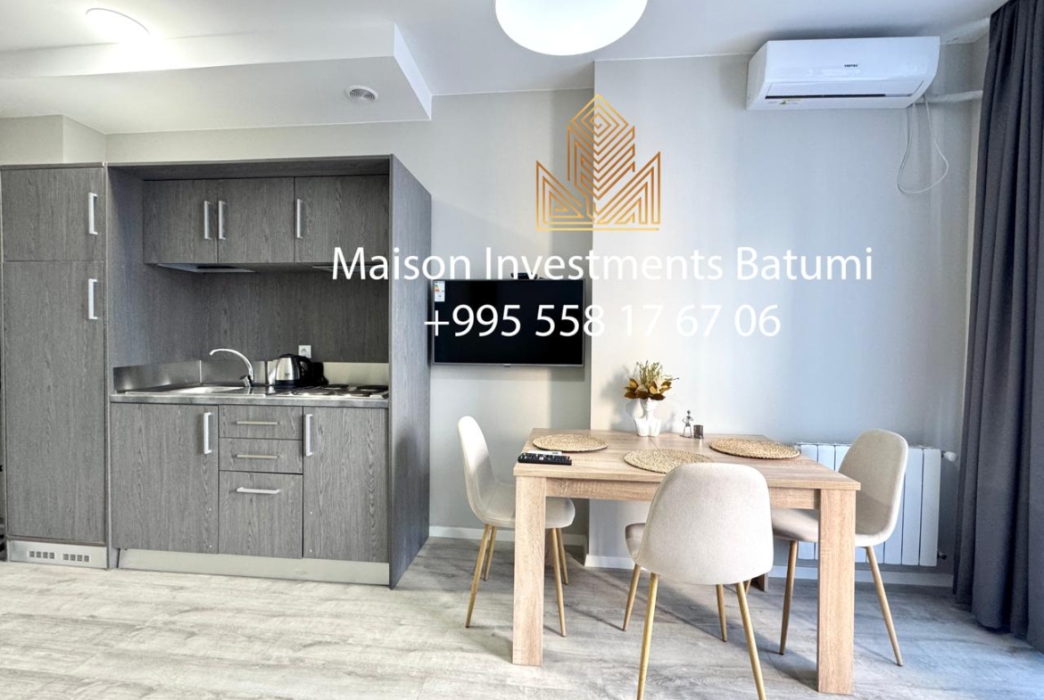 Two room apartment in Komunna Tower