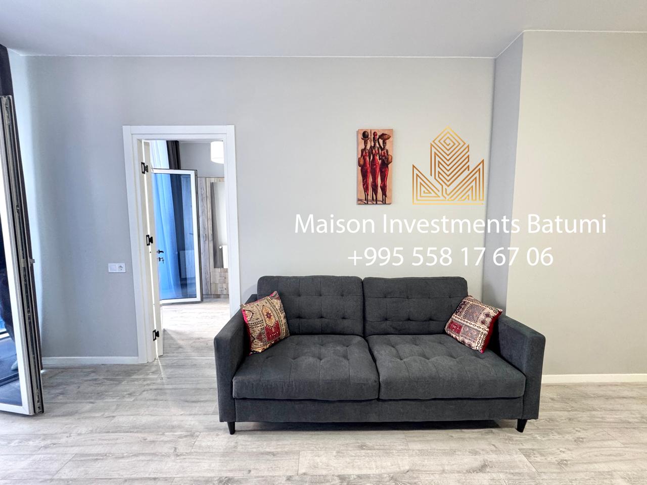 Two room apartment in Komunna Tower