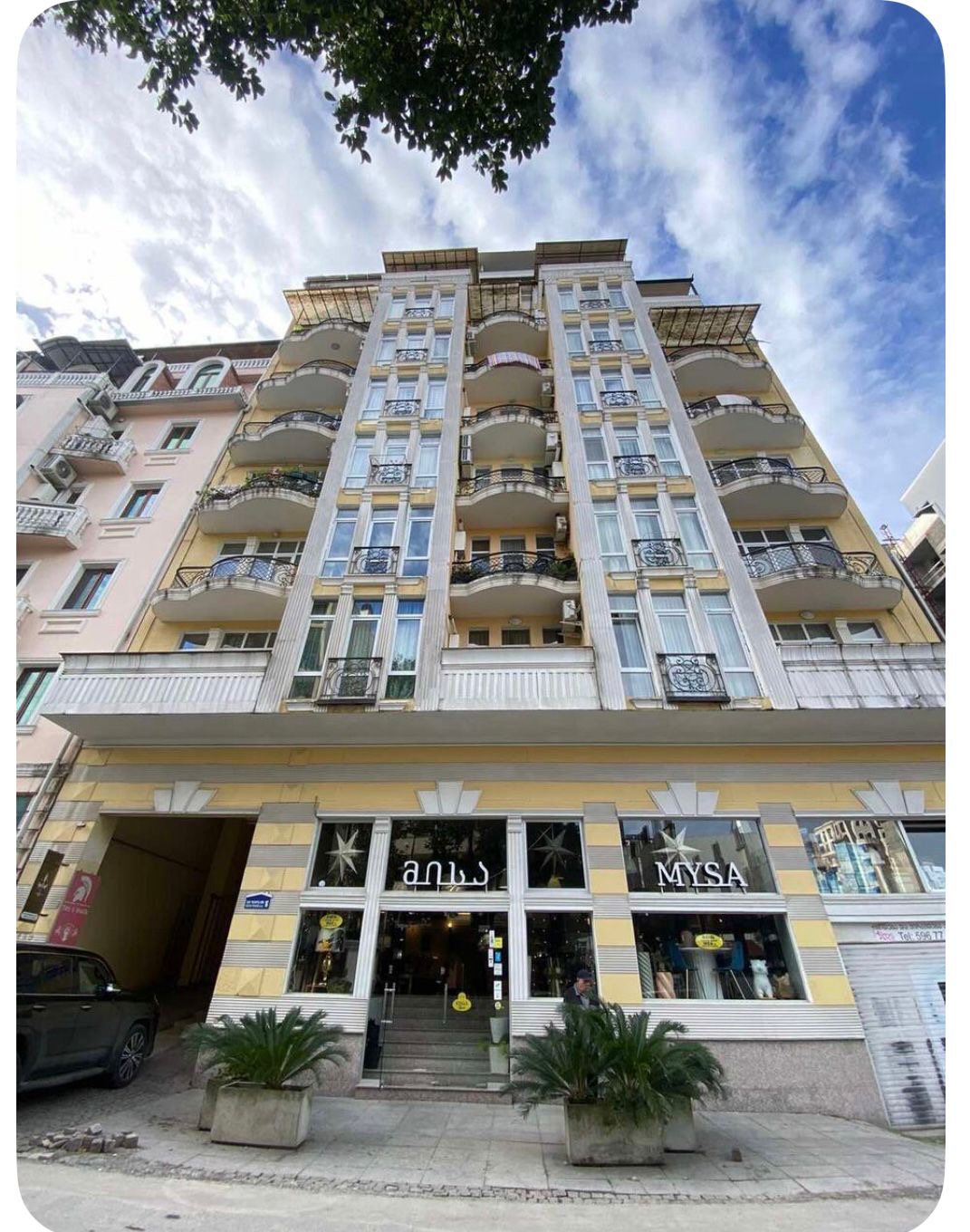 Three room apartment in the Downtown of Batumi