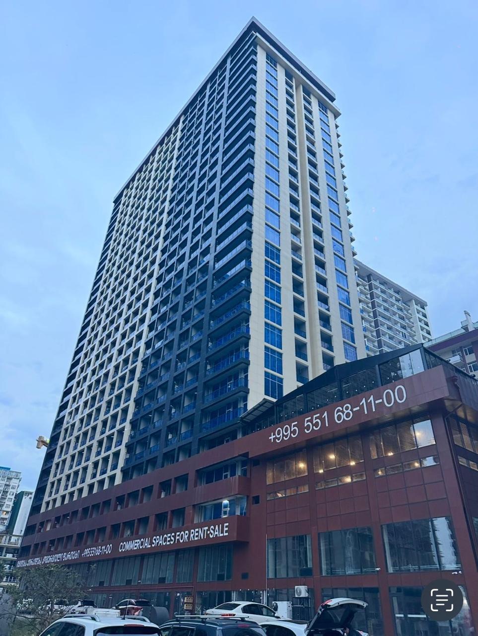 Studio for sale in Komunna Tower