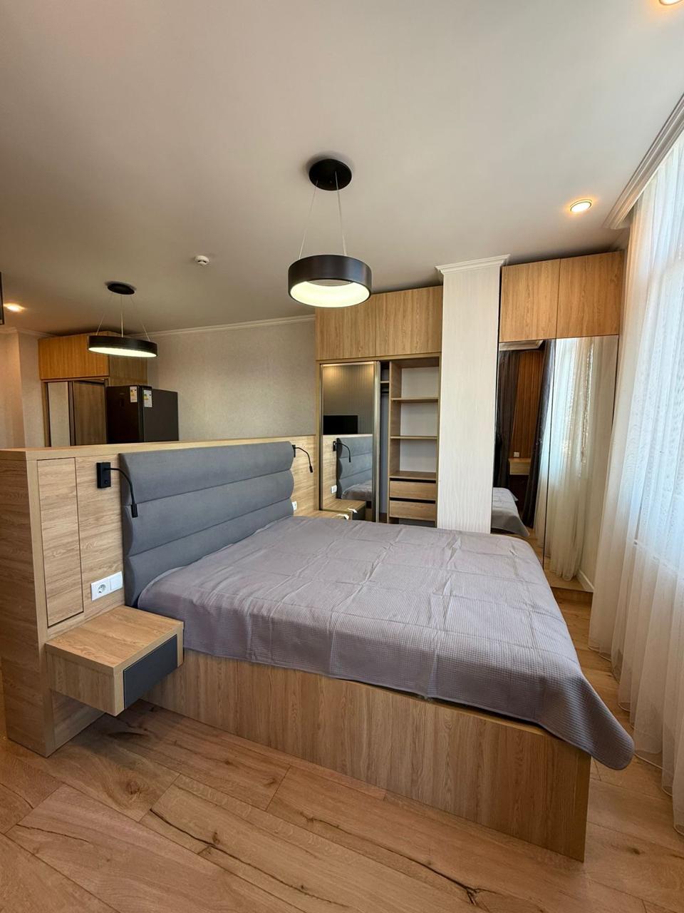 Studio for sale on Alley of Heroes