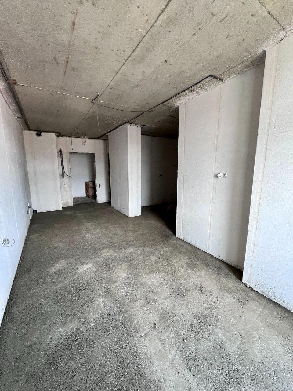 Studio for sale in Accent