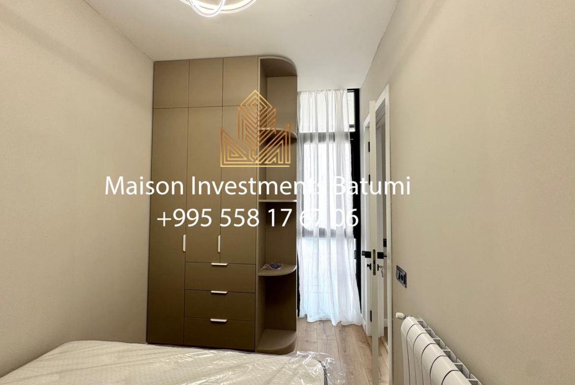Two room apartment in Bagrationi Residence