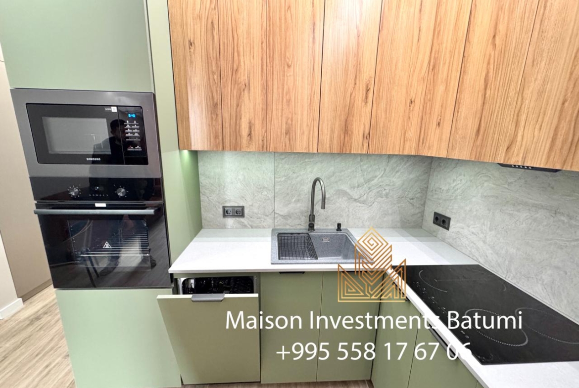 Two room apartment in Bagrationi Residence