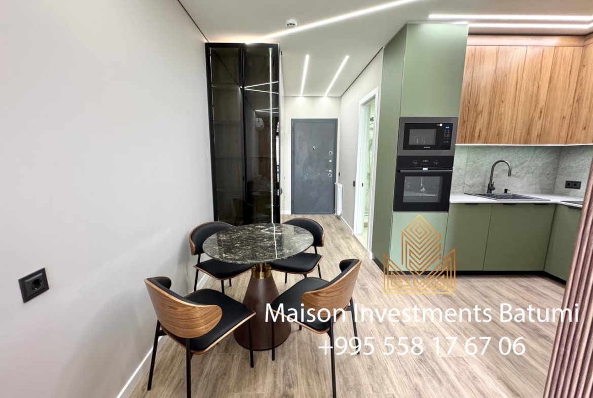 Two room apartment in Bagrationi Residence
