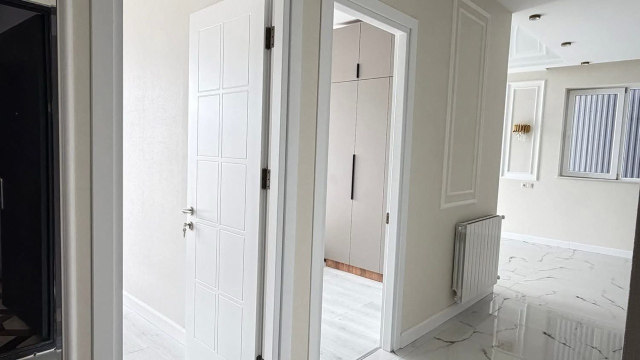 Three room apartment in Aisi