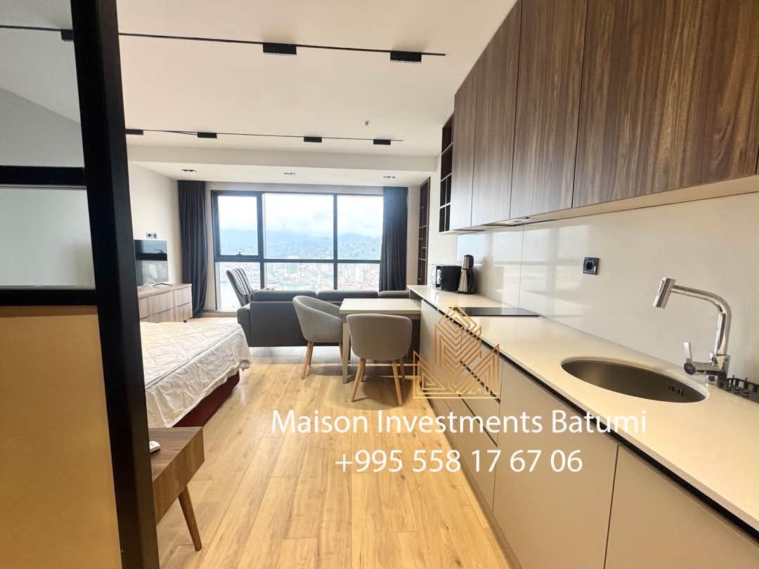 Studio for sale in Porta Tower