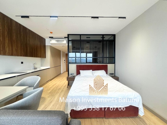 Studio for sale in Porta Tower