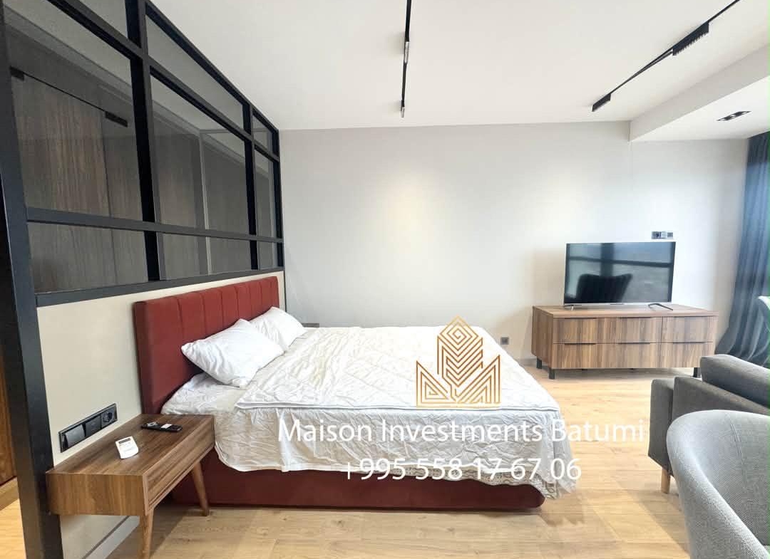 Studio for sale in Porta Tower