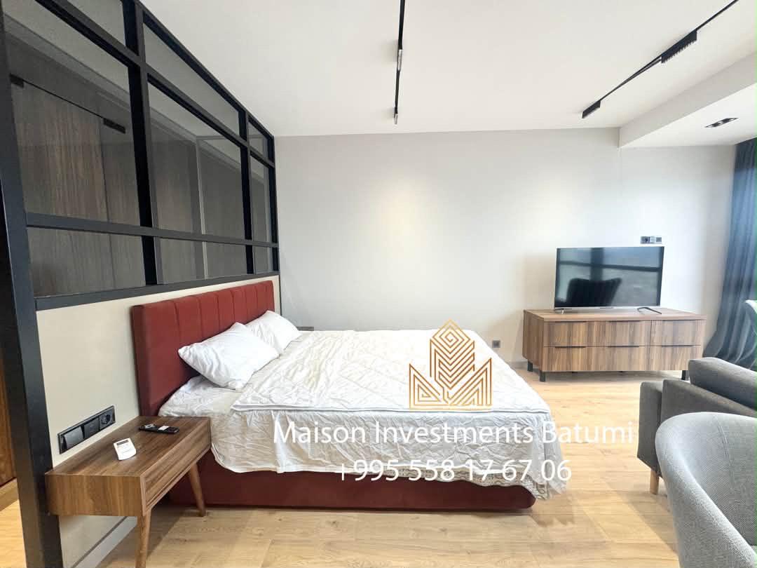 Studio for sale in Porta Tower