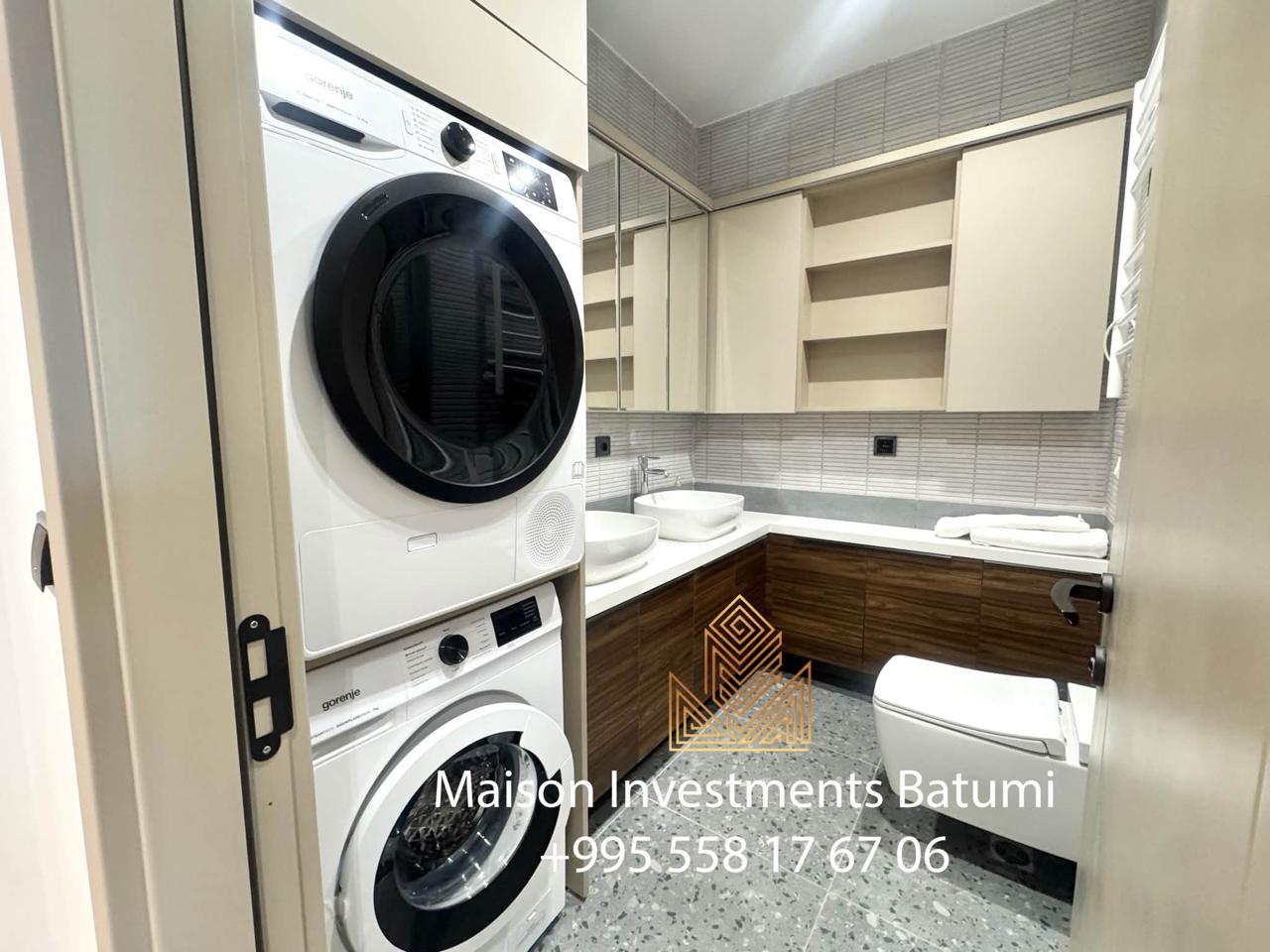 Studio for sale in Porta Tower