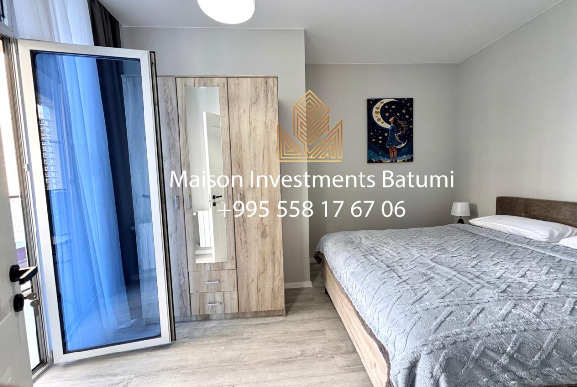 Two room apartment in Komunna Tower