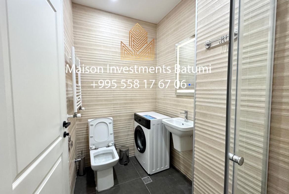 Two room apartment in Komunna Tower