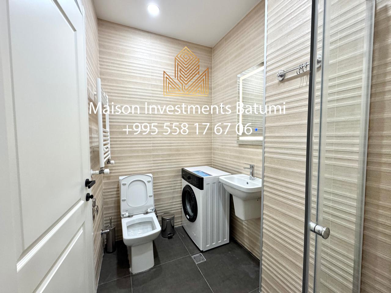 Two room apartment in Komunna Tower