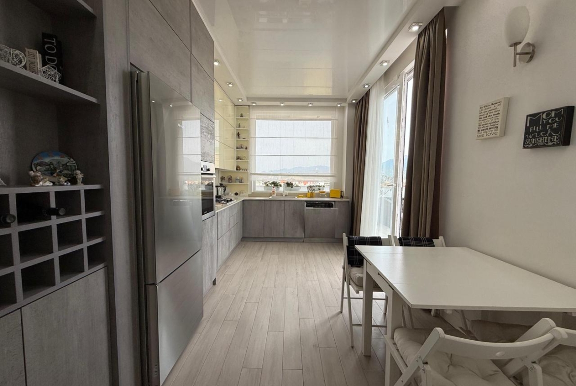 Three room apartment in the Downtown of Batumi