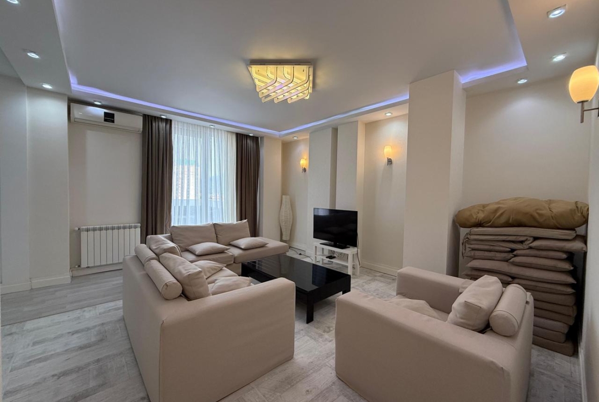 Three room apartment in the Downtown of Batumi