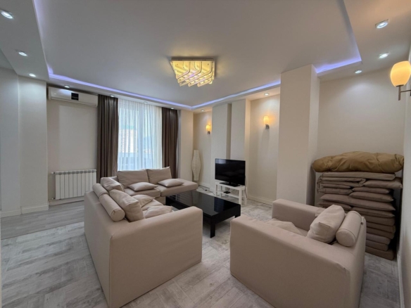 Three room apartment in the Downtown of Batumi