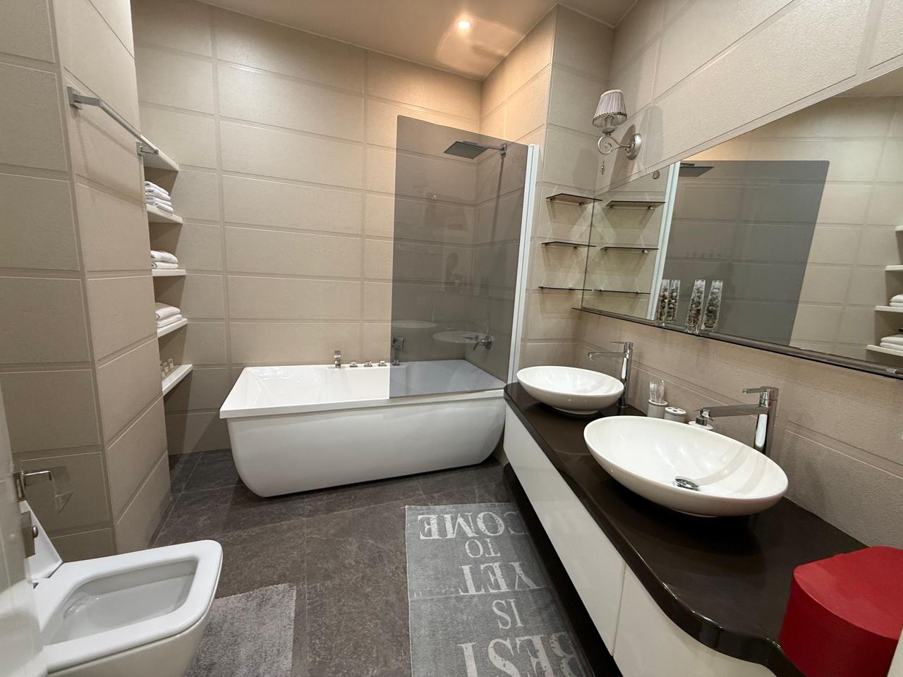 Three room apartment in the Downtown of Batumi