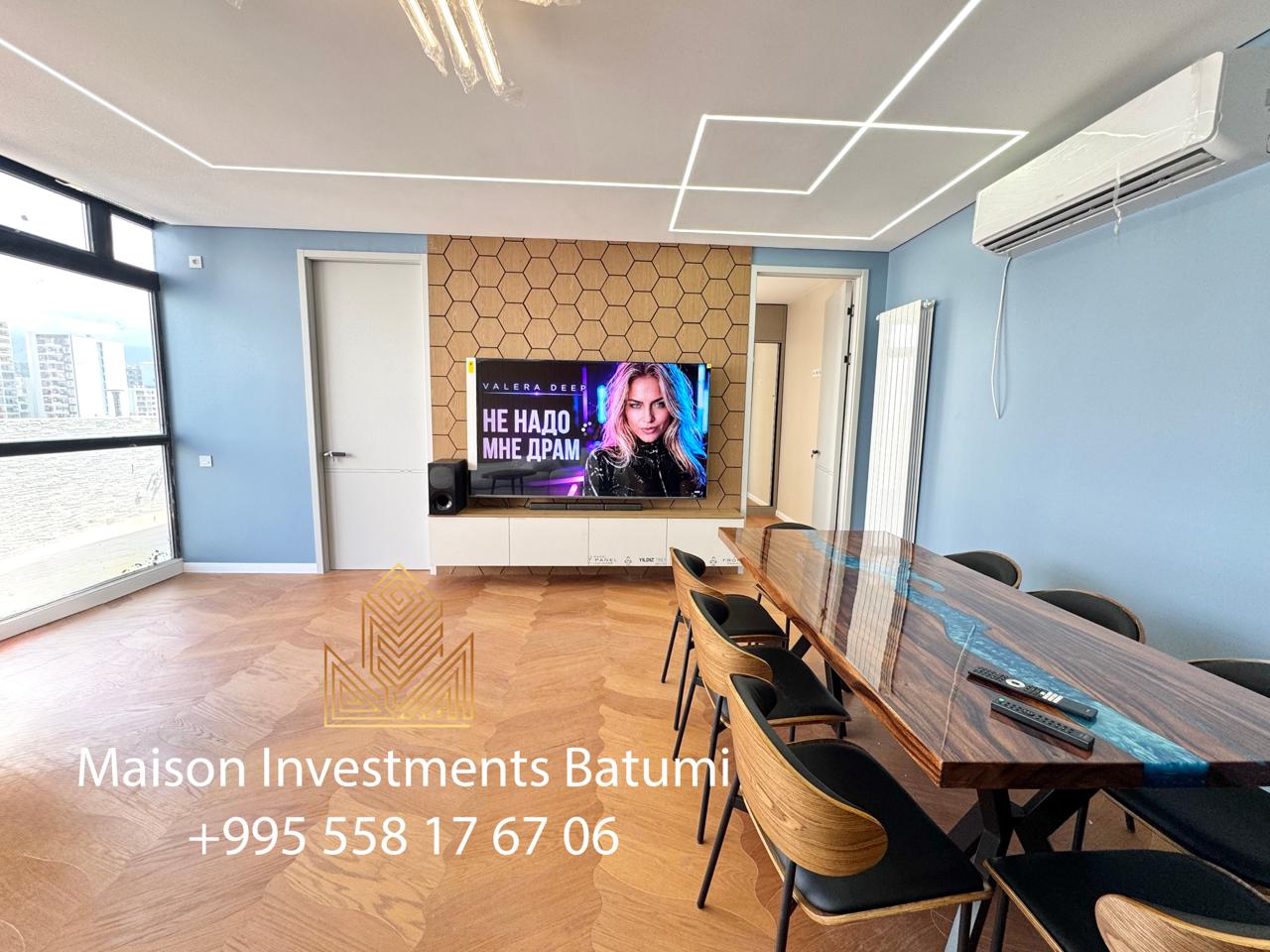 Four-bedroom apartment for sale in the Old town of Batumi