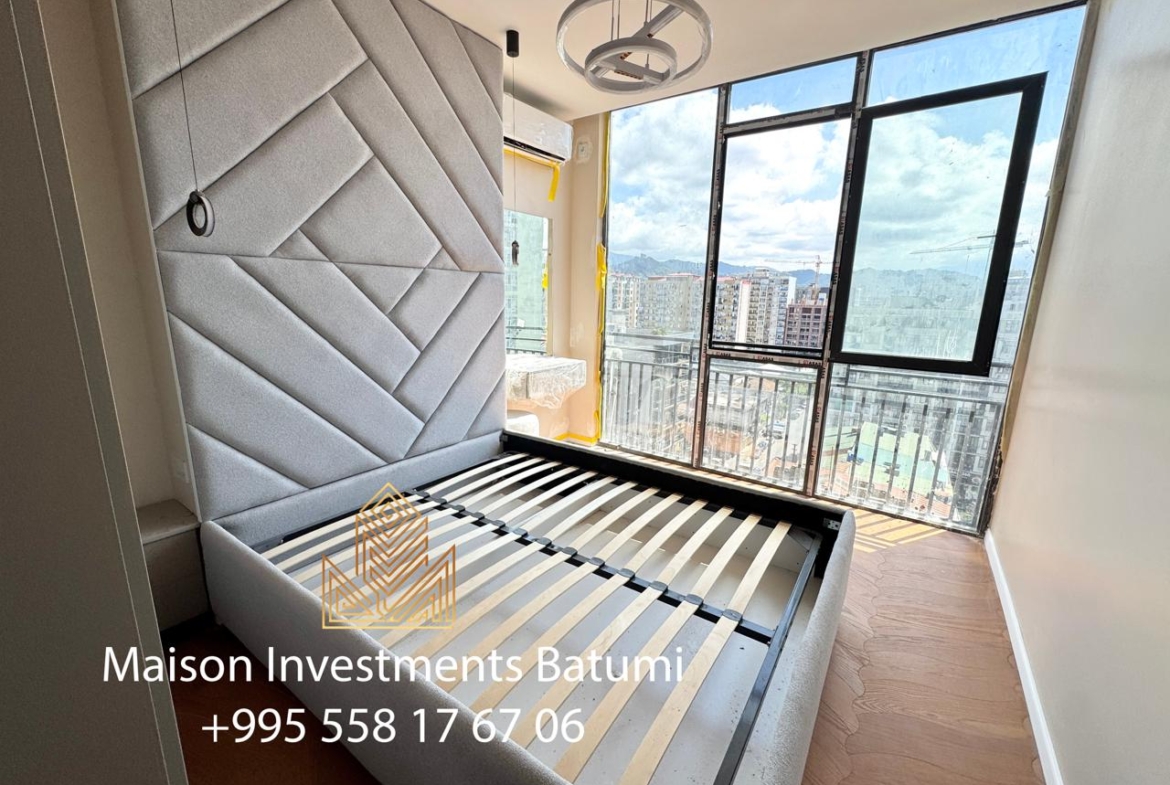 Four-bedroom apartment for sale in the Old town of Batumi