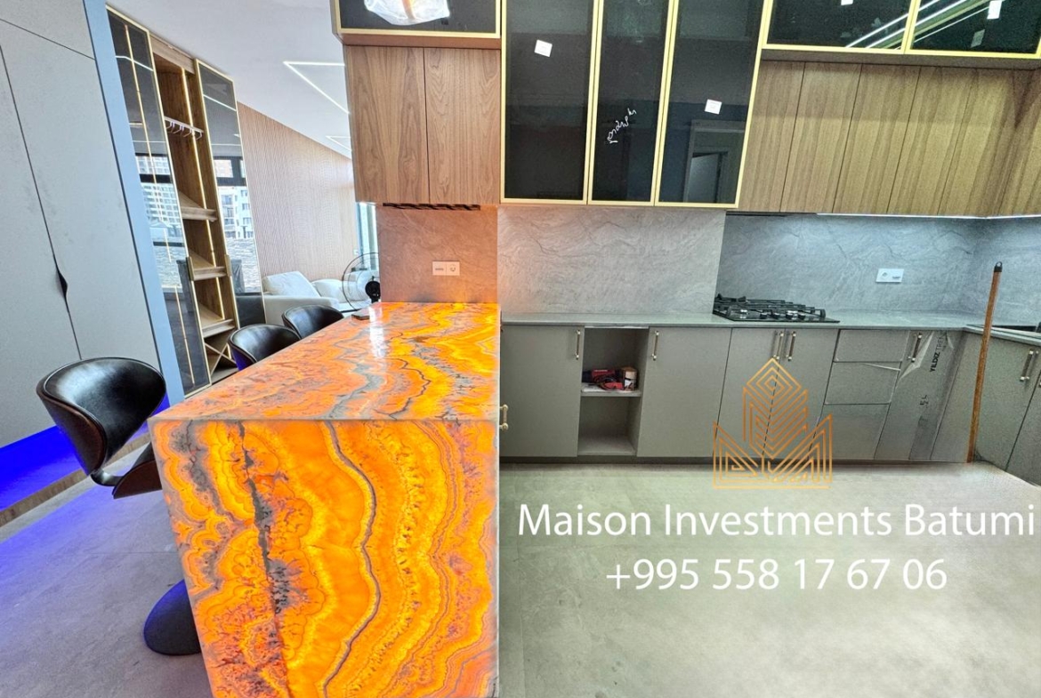 Four-bedroom apartment for sale in the Old town of Batumi