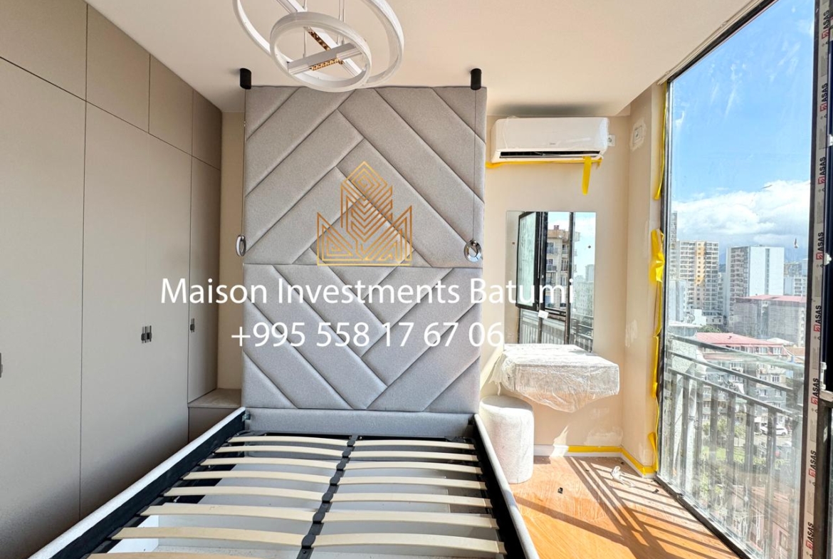 Four-bedroom apartment for sale in the Old town of Batumi
