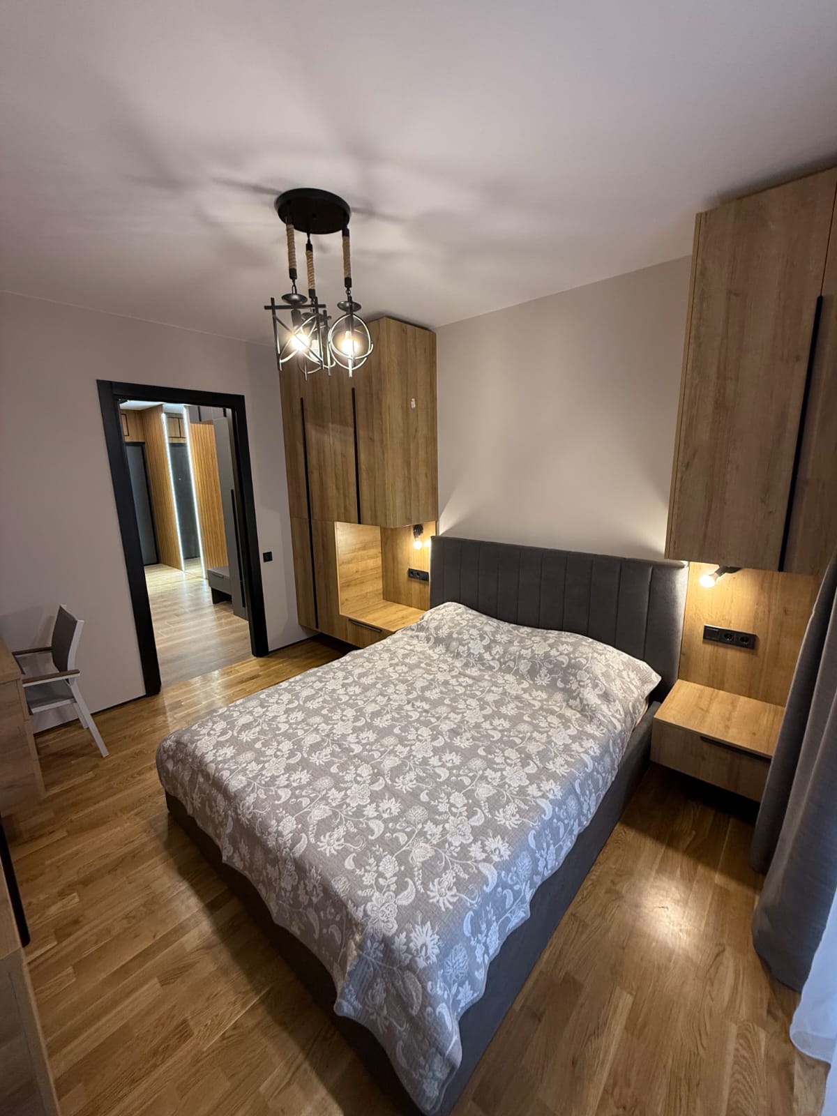 Three room apartment on the New Boulevard