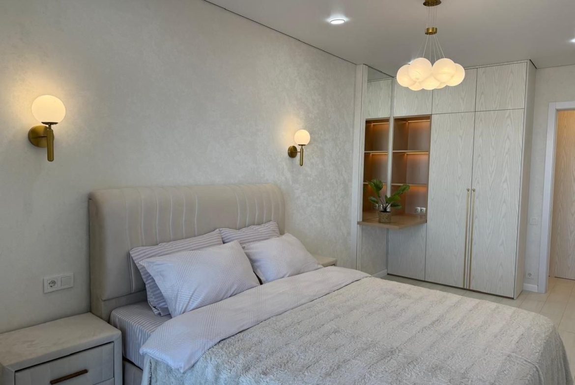 Two room apartment in Calligraphy Towers