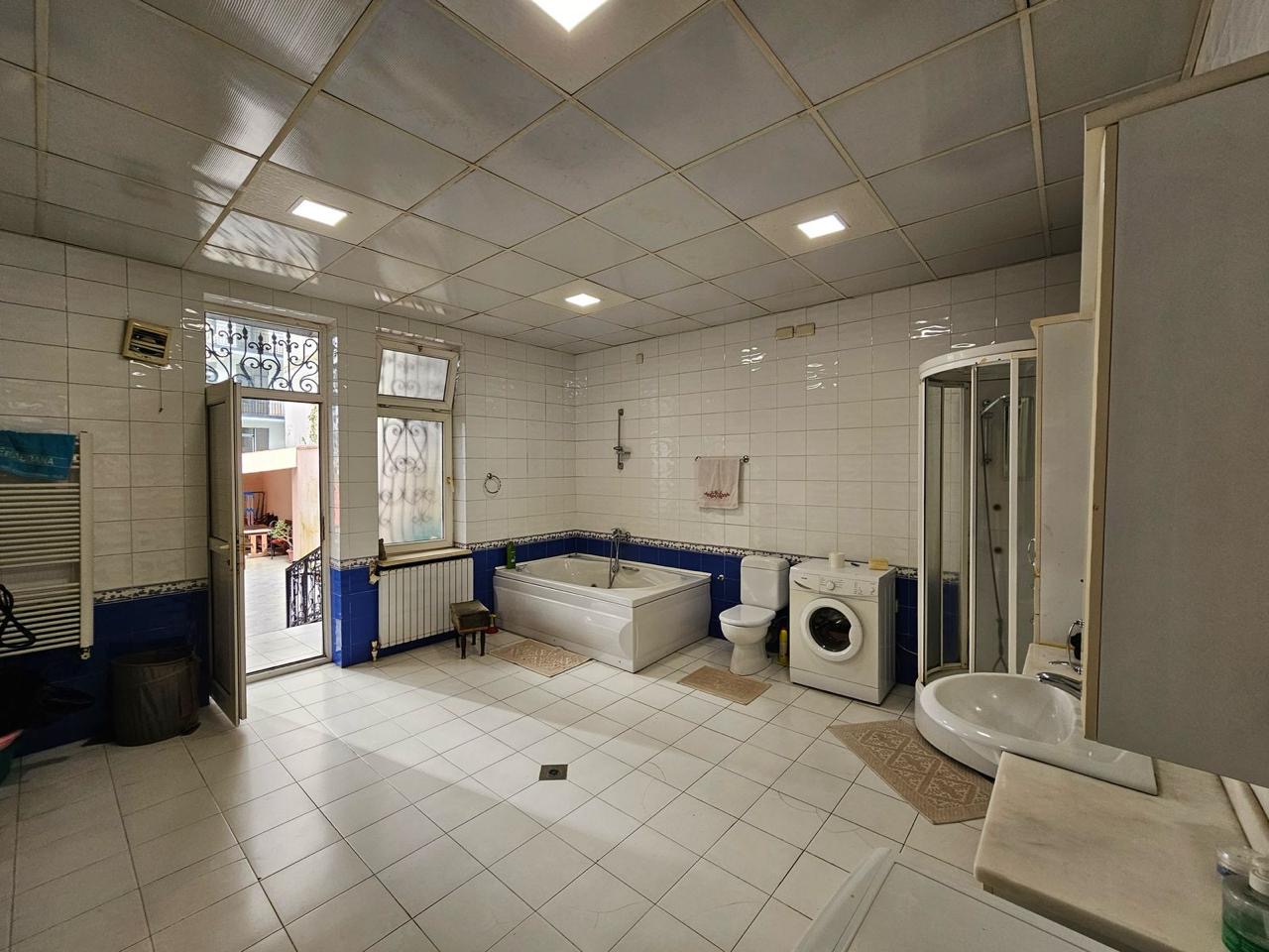 ab236478-90b2-49b5-86e3-6d02bb8ee0c1 House for sale in the old part of Batumi