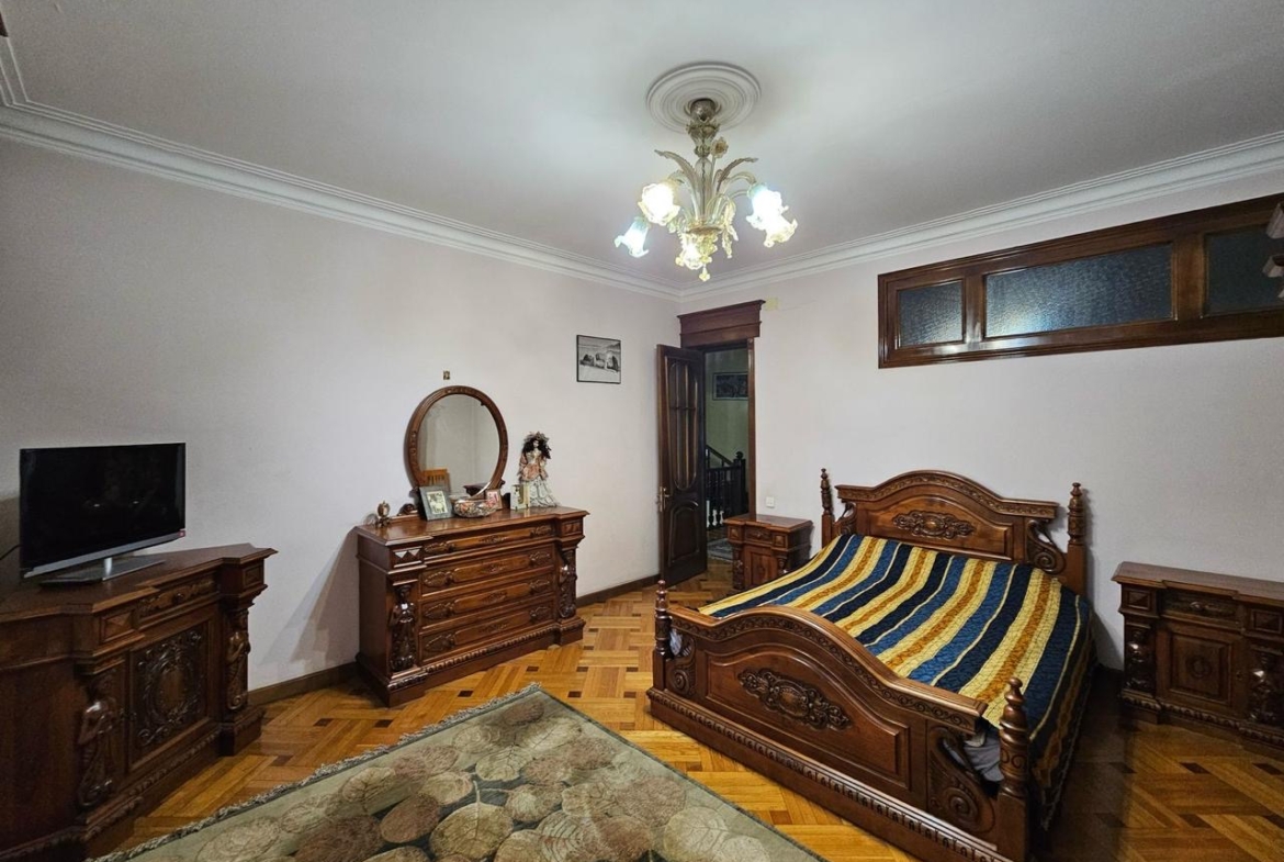 House for sale in the old part of Batumi