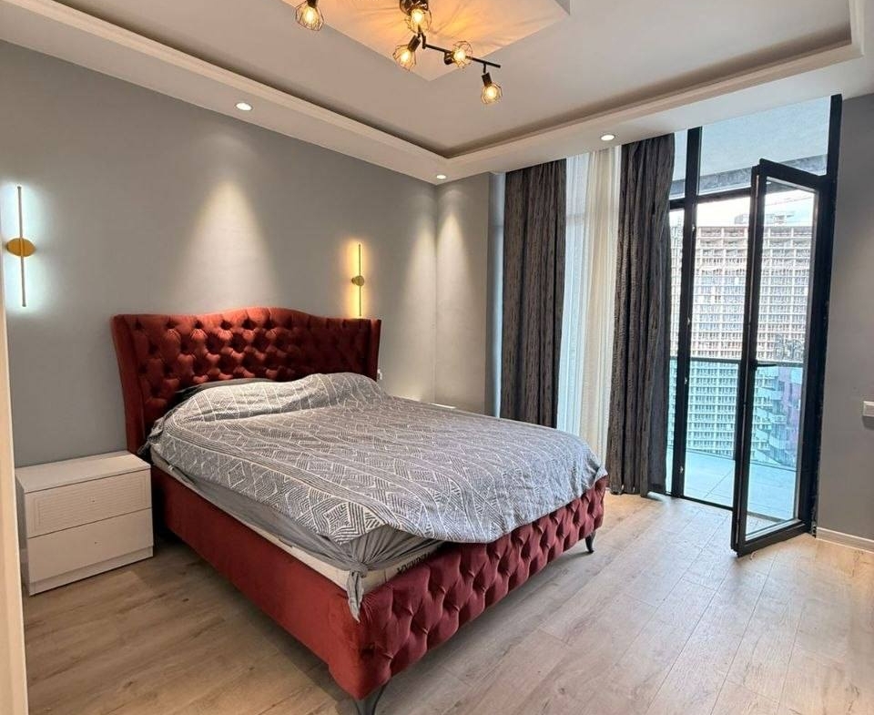 Four room apartment in Bagrationi Residence