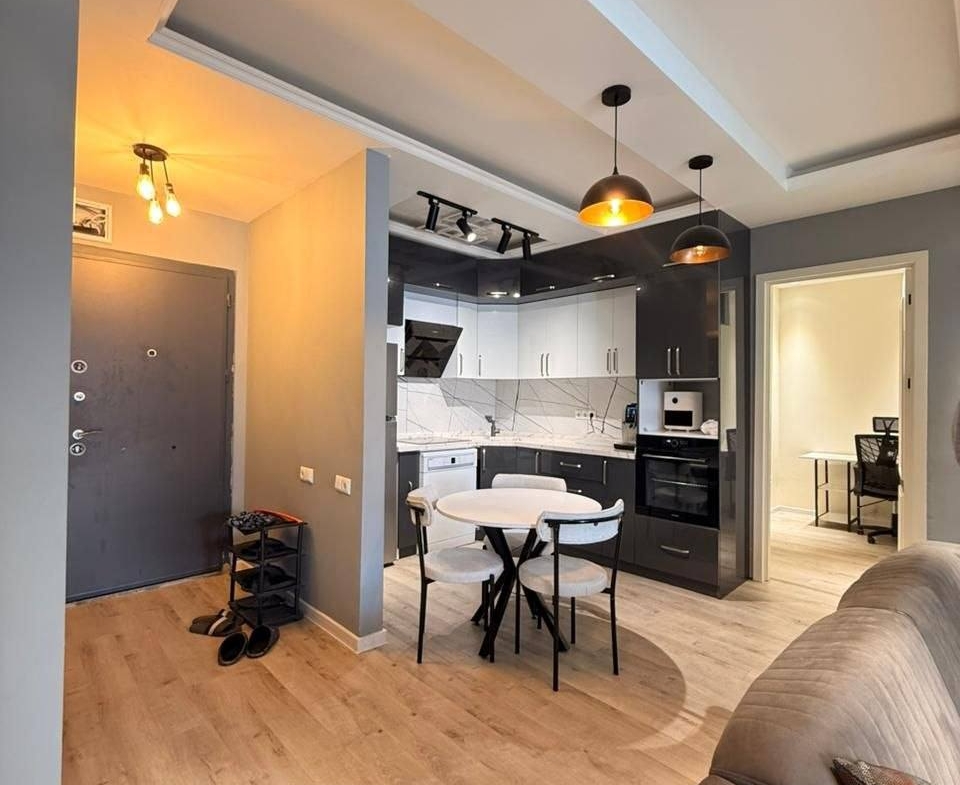 Four room apartment in Bagrationi Residence