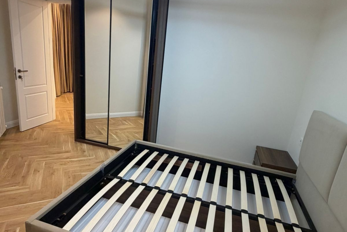Three room apartment on Inasaridze street